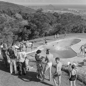 pool-party-bw